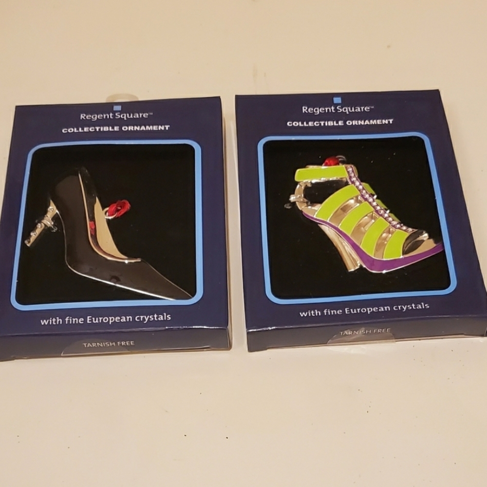 🎄 2 Regent Square Collectible shoe ornaments